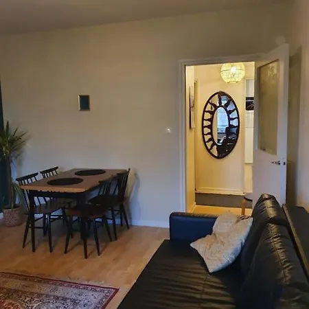 Apartamento Viihtyisae Kaksio Torin Laidalla 1-4 Hengelle *